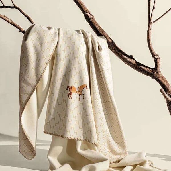 Cashmere Sofa Cotton Throw Thin Shawl Summer Air Conditioning Baby Airplane Travel Blanket