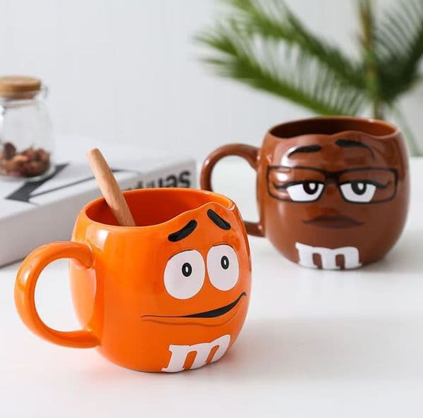 Creative Mugs 600mL m&m Beans Milk cup Coffee Mugs Tea Cups and Breakfast cup Cartoon Cute Expression Mark Large Capacity Drinkware Christmas Gifts