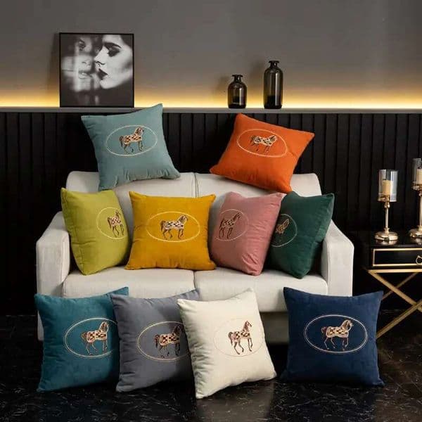 Designer Light Luxury Sofa Throw Nordic Minimalist Orange Cushion Cover Living Room Embroidered Lumbar Pillow Horse Pattern 45x45cm