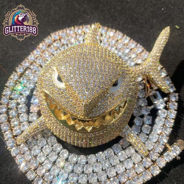 Hip Hop Style Custom Vvs Moissanite Shark Iced Out Round Brilliant Cut Diamond 925 Silver Pendants for Men Women