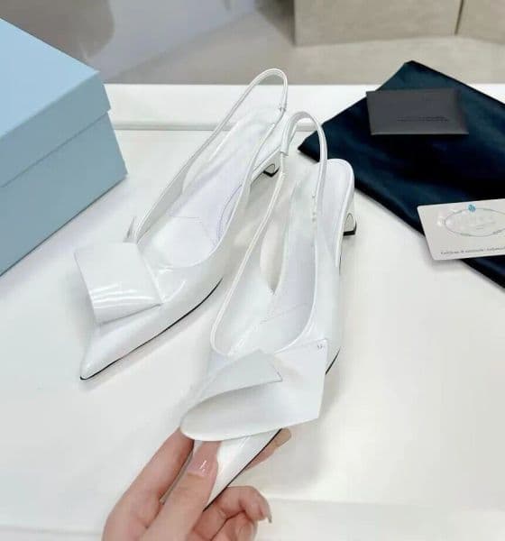 Fall Winter 2023's Shoes Floral Origami-like Slingback Women Kitten Heels Soft Leather Now-signature Pointy toe Pumps Party