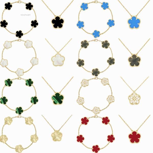 Luxurious Pendant Necklaces Gold Clover Bracelet with Pearls Diamonds for Women Elegant Mothers Valentines Gift 18K Gold Plated Chassic Flower Clover Necklace