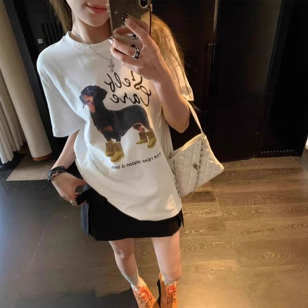 Funny Dachshund Print T-shirt 2026 Summer Trendy Loose Fit Flattering Designer Hoodie Designer Shirt Polo Shirt Ins Versatile Pure Cotton Short Sleeve Top For Women