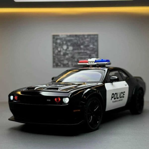 122 Challenger Redeye Hellcat Police Alloy Sports Car Diecast Model Sound Light Toy Collect Display Ornament Presents X260313