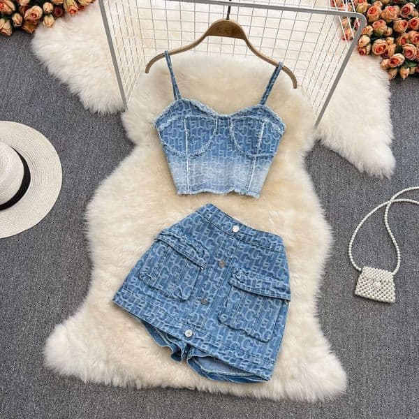 2026 designer style retro high a16 waist slim fit wide leg shorts embroidered denim A-line hot pants two-piece set vest top