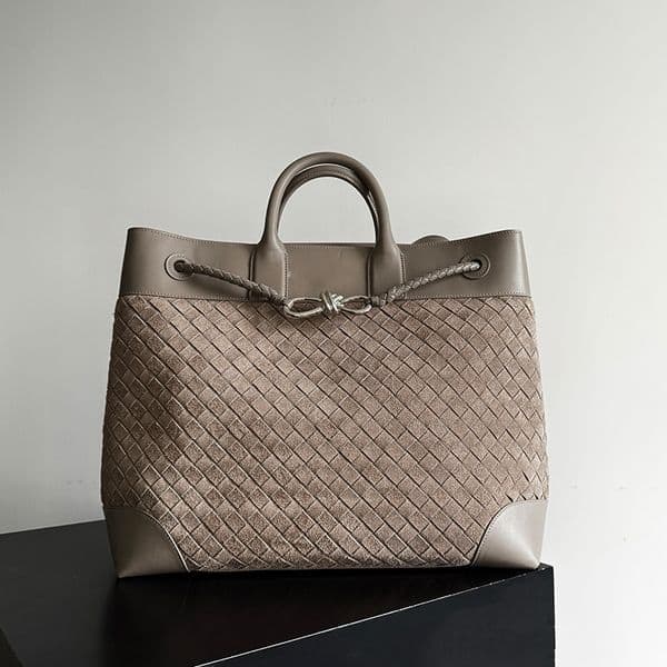 Designer Bag Andiamo tote bag Woven Andiamo Voyager Handbags Handmade Woven Bag Luxury Large Capacity Commuting One Shoulder Crossbody Bag for Women