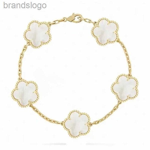 Gold Designer Bracelet Braclet Chain Fine Mother Of Pearl Bijoux de luxe Lady Stone Bracelets Necklaces Fashion Black White Clover Jewelry1