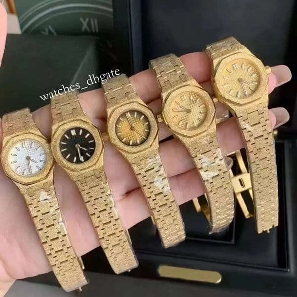Ladies new frosted designer quartz movement 23MM battery small dial fashionable classic gold case luxury watch ladies gift