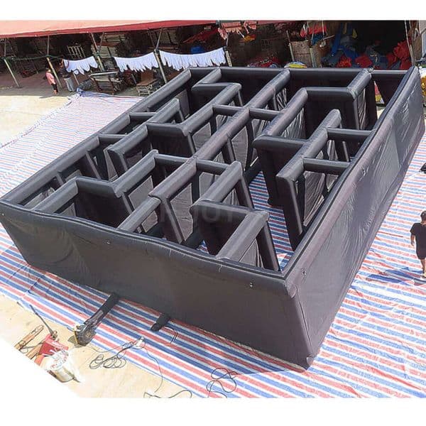 Outdoor Activities 9X9x2m Giant Inflatable Haunted House Outdoors Portable Black Inflatable Maze Laser Tag Game