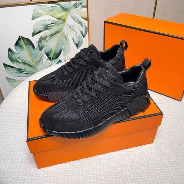2026ss Luxury Mens casual shoes Bouncing SNEAKER white calfskin leather and summer walk sneakers Low top lace up rubber soles light trainers