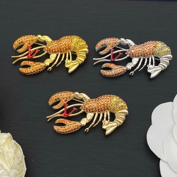 Classic Luxury Letter Brooch Designer Diamond Brand Brooches Gold Plated For Women Charm Wedding Gift Party Jewelry Accessorie