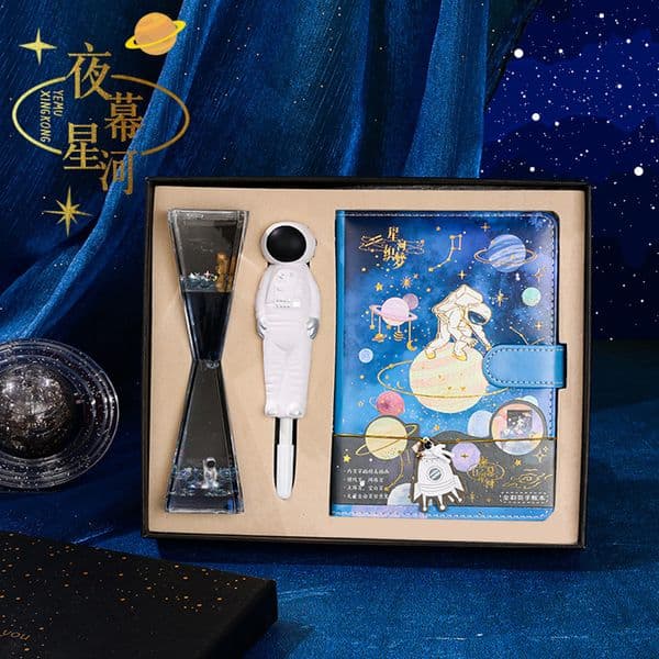 Bestseller Children's Gift: Original Astronaut Design Exquisite Notebook and Signature Pen Gift Set for Teachers' Day ddmytues