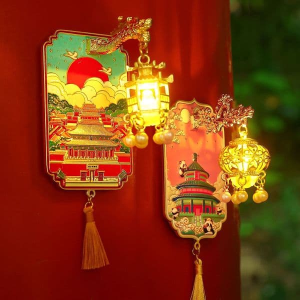 Bestseller National tourist souvenir cultural and creative 3D enamel painted magnetic luminous metal palace lantern refrigerator magnet ddmytues