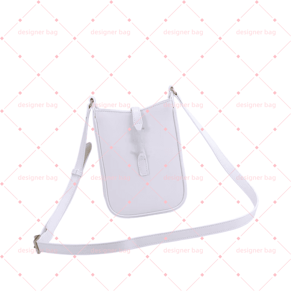 Stylish Premium Quality Designer Leather Tote Handbag Featuring Detachable Straps for Multiple Carrying Options
