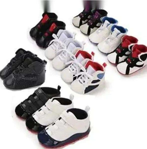 Baby Maccasins Boys Girls Toddler First Walkers Sneakers Moccasins Soft Soled Crib Footwear Newborn Infant Shoes for Kids