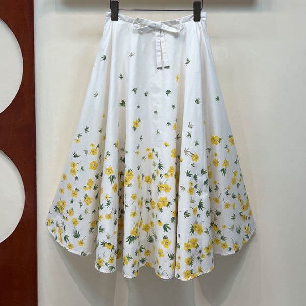 Ladies Early Spring New Floral Print Cotton A-Line Skirt Designer Luxury High Waist Bow Detail Pleated Midi Skirt Runway Chic Party Elegant Wear For Women S0314