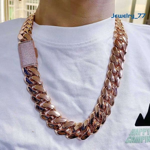Rose Customized Moissanite 14K Gold Plated 3D Clasp Miami Cuban Link Chain Jewelry77