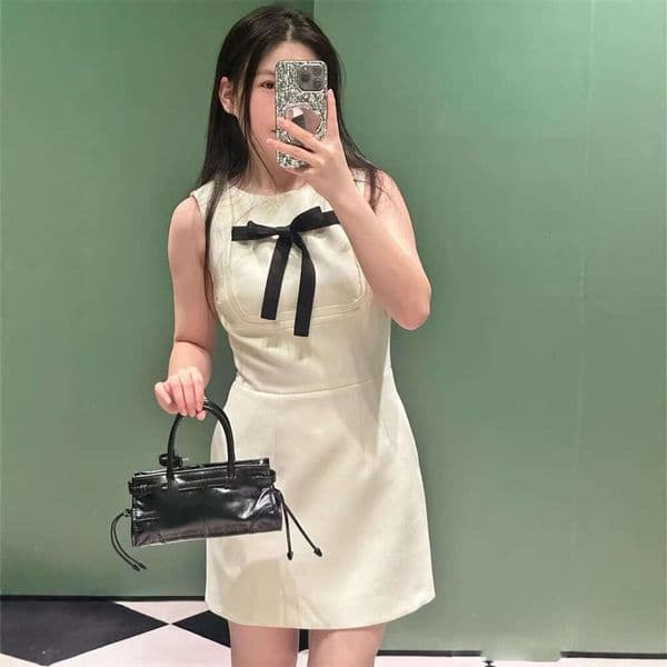 2026 Spring New Brand Same Sweet Youthful Girl Style Splicing h28 Bow Round Neck Sleeveless Short Skirt