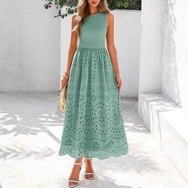 Short-sleeved Spring New Hollow Lace Mesh Strapless Dress Designer Dress Vacation Style Dress