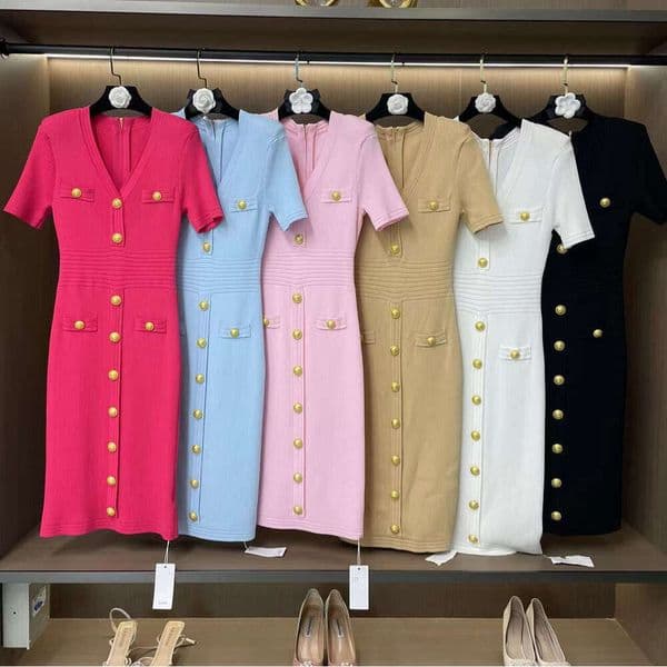 High A11 quality knee length long dress 2026 summer V-neck short sleeved dress with lion's head and gold buttons