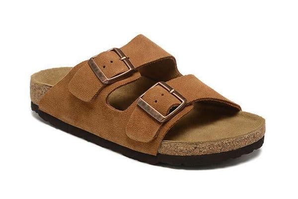 Men's and women's designer beach slippers, outdoor slippers, high-quality sandals, made of durable leather, available in various colors.