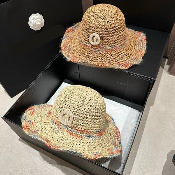Designer Beach Spring Hats Women Wide Brim Bucket Hat Woman Cap Designers Woven Grass Fisherman Chapeau Breathable Sunscreen Large Brim Vacation