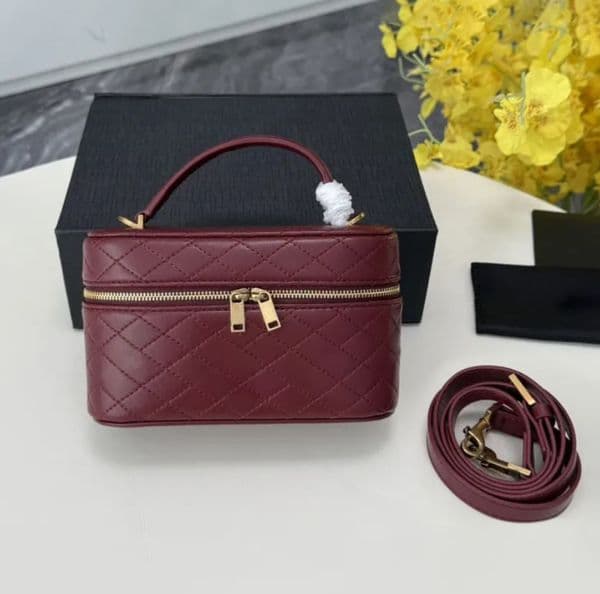 10A Designer bag Mini makeup bag Gaby Women Square Shoulder crossbody bag Handbag Korean style Luxury small Square bag Vanity Case box Quilted leather Cosmetic Case