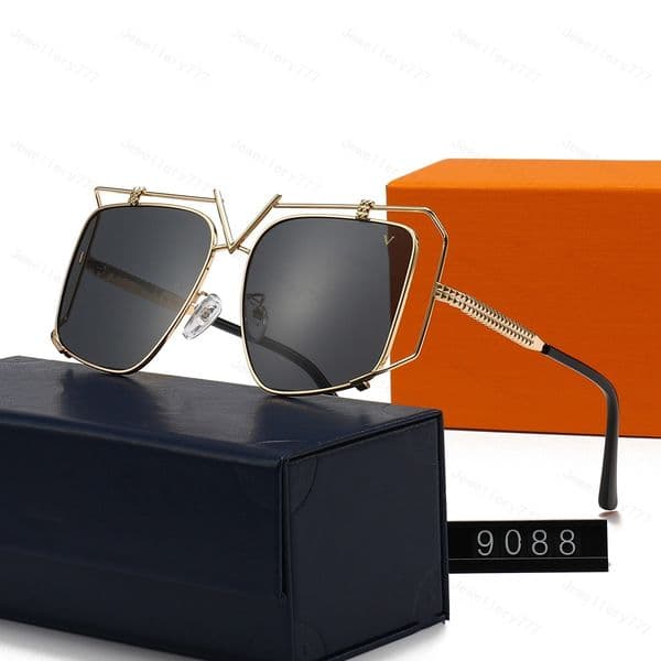 Designer Sunglasses Luxury Brand Eyeglasses Steampunk Vintage Metal Frame Punk Style UV Protection Eyewear for Motorcycle Riding Party Cosplay