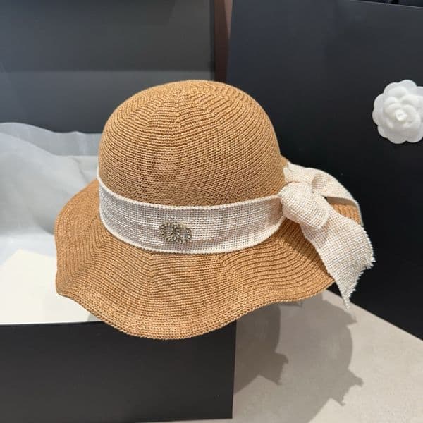 Bucket Hat Designer Sun Woven Grass Wide Brim Fisherman Womens Breathable Sunscreen Large Brim Beach Vacation Summer