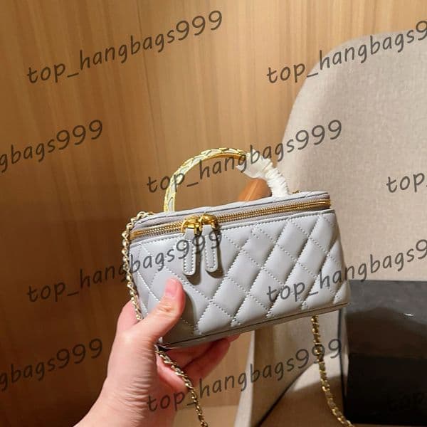Metal grid diamond patterned handle Box Makeup Bag Lady Shoulder Sacoche Lambskin Leather Checkered Pattern Handbag Gold Matelasse Chain Crossbody Purse 18cm