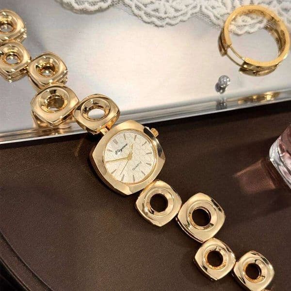 New Golden Irregular Hollow out Luxury Sensation Quartz Watch for Women Square round European Simple Style Wristwatch