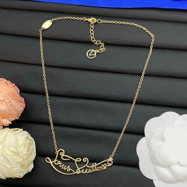 Necklaces Crystal Pendant Luxury Designer Jewelry Women Copper Diamonds Letter Charm Necklace Chain Wedding Gifts