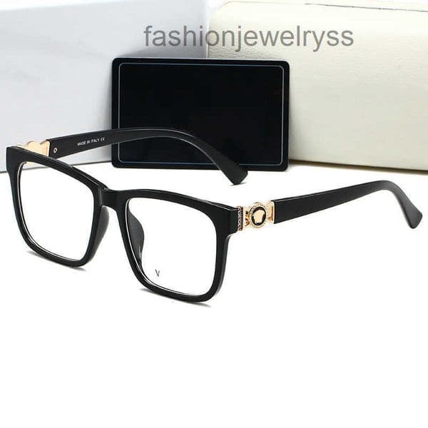 luxury Designer Sunglasses Womens Mens Wearing Fashion classic transparent mirror Senior Eyewear For Women optical goggles Eyeglasses Vintage With box
