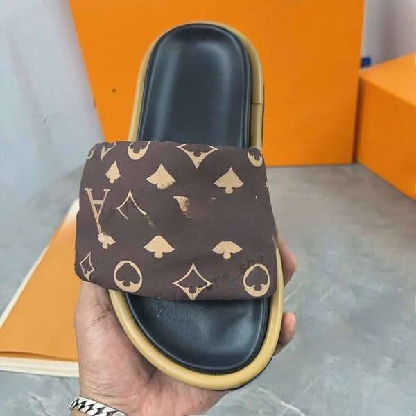 Designers Pool Pillow Women Sandals Sunset Flat Comfort Mules Padded Front Strap Slippers Fashionable Easy-to-wear Style Slides