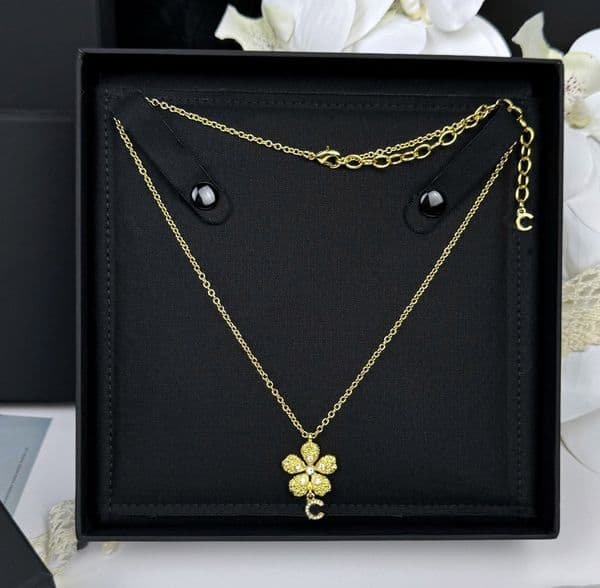Luxury Necklaces Designer Pendant Necklace C Jewelry letter 26C Pearl gold Chokers Party high quality Sweater long chain CCity Gift gfhgfs