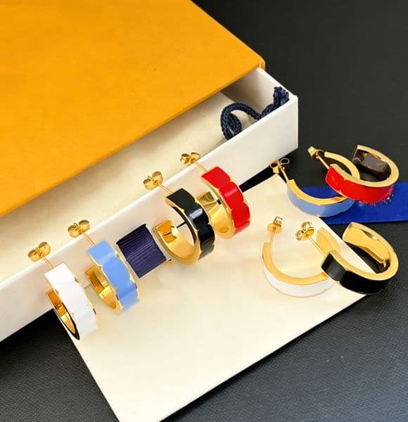 Women Enamel Letter Gold Stud Earrings Fashion Floral Titanium Steel Stud Earrings Anti-allergy Blue Red Black Cute Ear Jewelry Gift For Women Daily Wear earrings