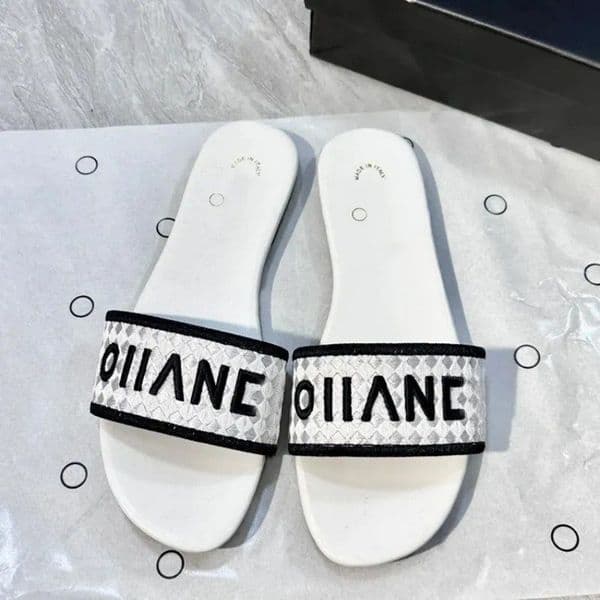 Designer shoes Women slides Designer Sandals lambskin Slippers Leather Summer Flat fashion Slipper Weaving shoe upper beach woman Slippers AAA Paris Shoe Size 35-42