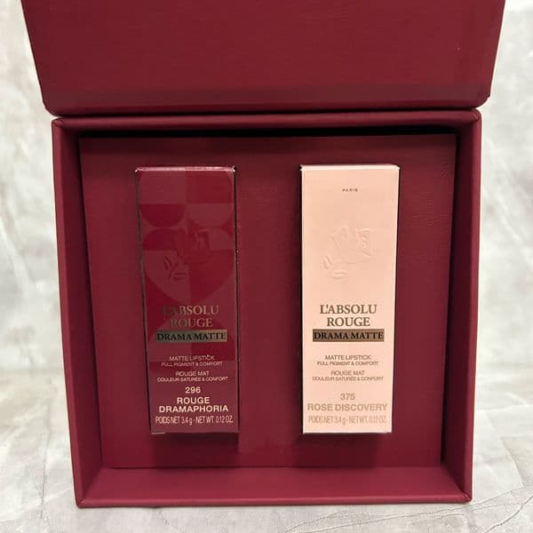 2pcs/set Rouge Drama Matte Lipstick Limited Edition Velvet Case Gift Set 2pcs (375 Rose Discovery & 296 Rouge Dramaphoria) 3.4g Luxury Beauty Gift Set