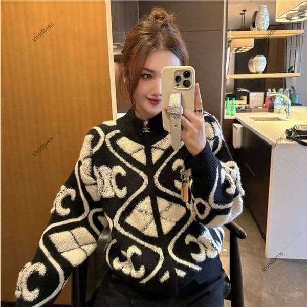 Womens Cardigan sweater Spring Autumn Casual Knitwear Women designer Leisure and fashionable style Sweaters