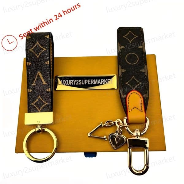 Designer Cute Keychain Ring Holder Designer Luxury Bag Charm Key Chain Wallet Purse Charms Key Holder