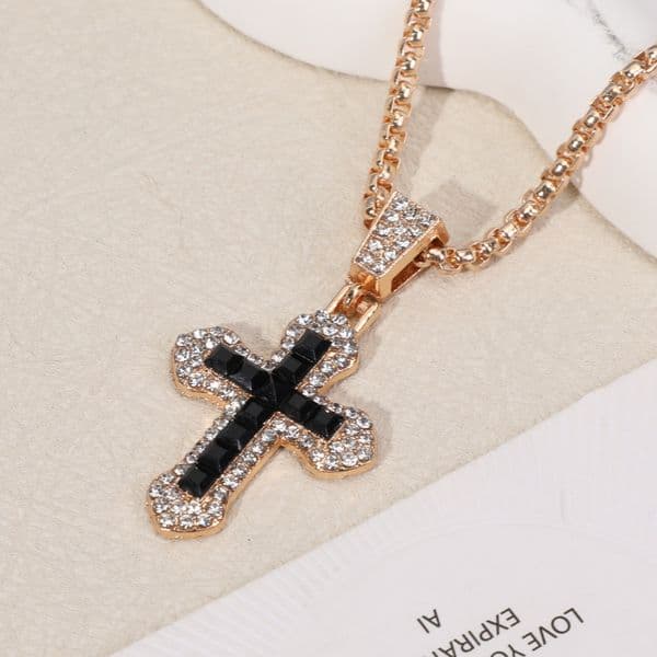 Luxury Brand Designer Jewelry Luxury Brand Designer Jewelry Cross Necklace Hip-Hop Style Zircon Pendant Jewelry Steel Versatile Choker Personality Sparkling Jew