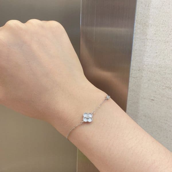 Four-Leaf Clover Round Zirconia Bracelet S925 Sterling Silver Women's Bracelet High-End Jewelry