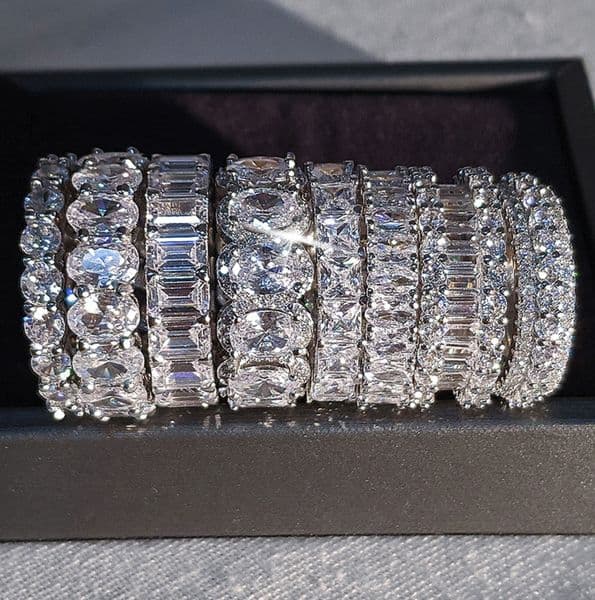 Luxury Designer 925 Sterling Silver Crystal Band Ring Princess Cut White Cubic Zircon Diamond Never Fade Classic Promise Wedding Bridal Ring Top Selling Jewelrys