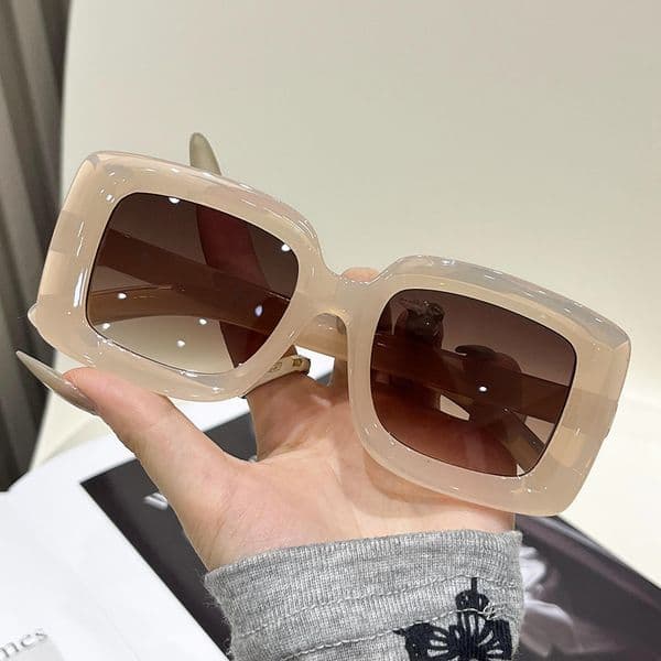 High Quality Beige Square Sunglasses for Women Elegant Style UV Protection for Daily Streetwear Beach Outings