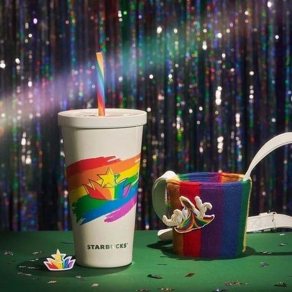 Starbucks 18.6 OZ Coffee Cup Travel Tumbler Rainbow Print With Straw Reusable Drinkware Gift Cup