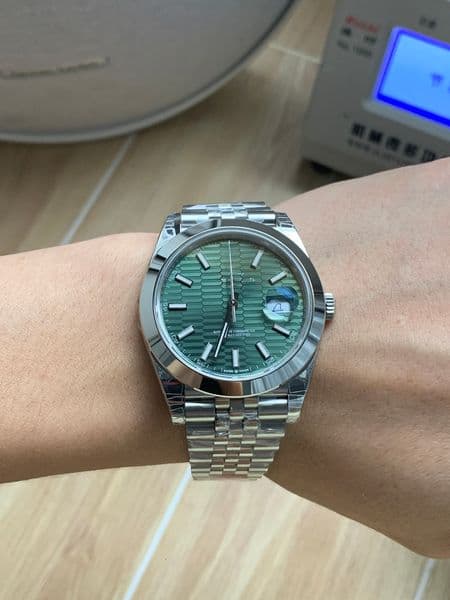 olex 2026 VS v2 36mm 41mm men watch Luminous Luxury designer m126334 Automatic 3235 Popular SUPERCLONE Mechanical men AAAAA Watch Date 1a79