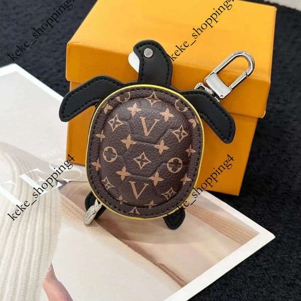 Little Turtle high quality bag hanging decoration 2024 new high-end fashion keychain accessories coin wallet