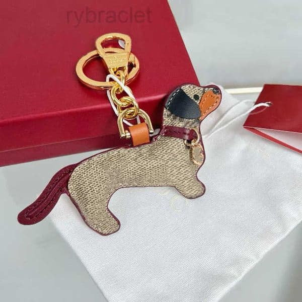 Upscale leather pet dog Keychains GGs Designer Keychains charm Fashion Bag handbags pendant Key chain for Men Women Car Key Rings Perfect Christmas Gift for Her GGood