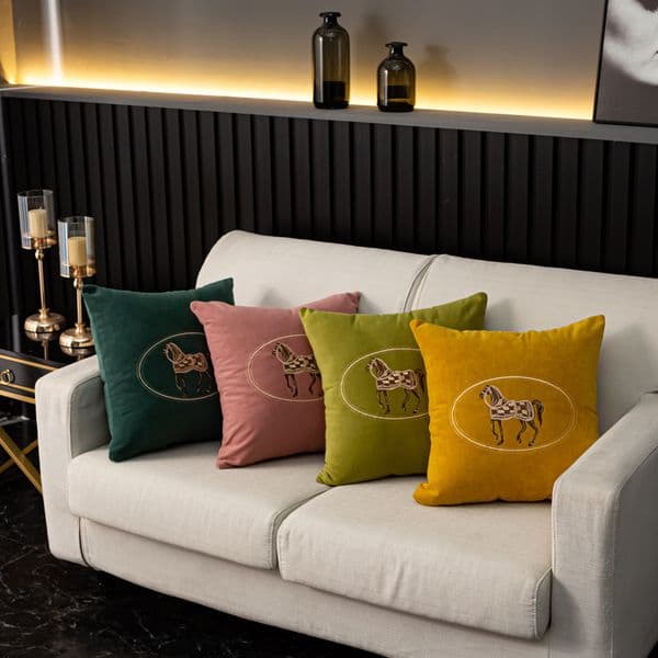 Designer Light Luxury Orange Cushion Covers Nordic Minimalist Embroidered Horse Pattern Lumbar Pillow For Living Room