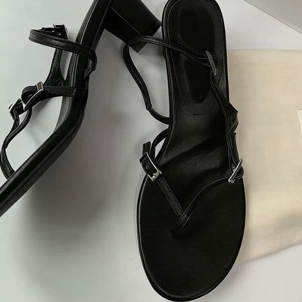 Fashionable shoes with slim straps and clip toe herringbone sandals for women new summer coarse heel beach luxury sandals and slippers
